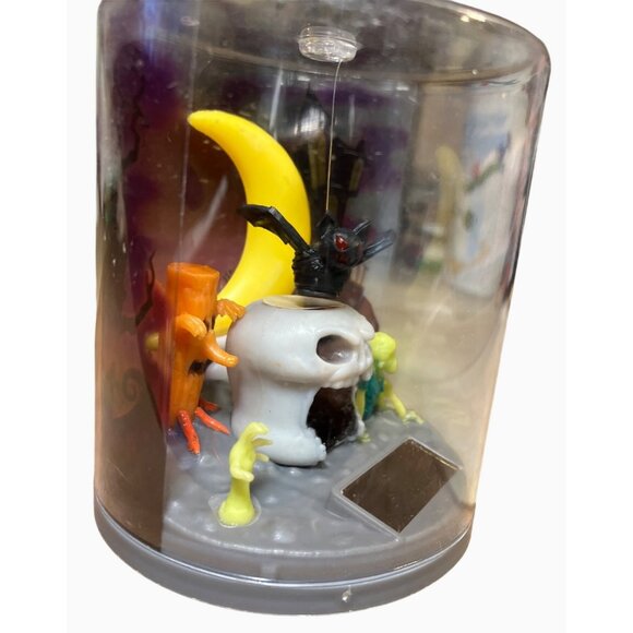 Halloween Solar-Powered Animated Fluttering Bat Figurine Display - Picture 3 of 8